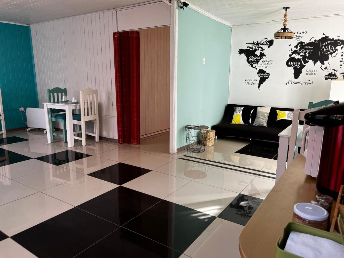 Hostal Avenue Ла-Серена Екстер'єр фото