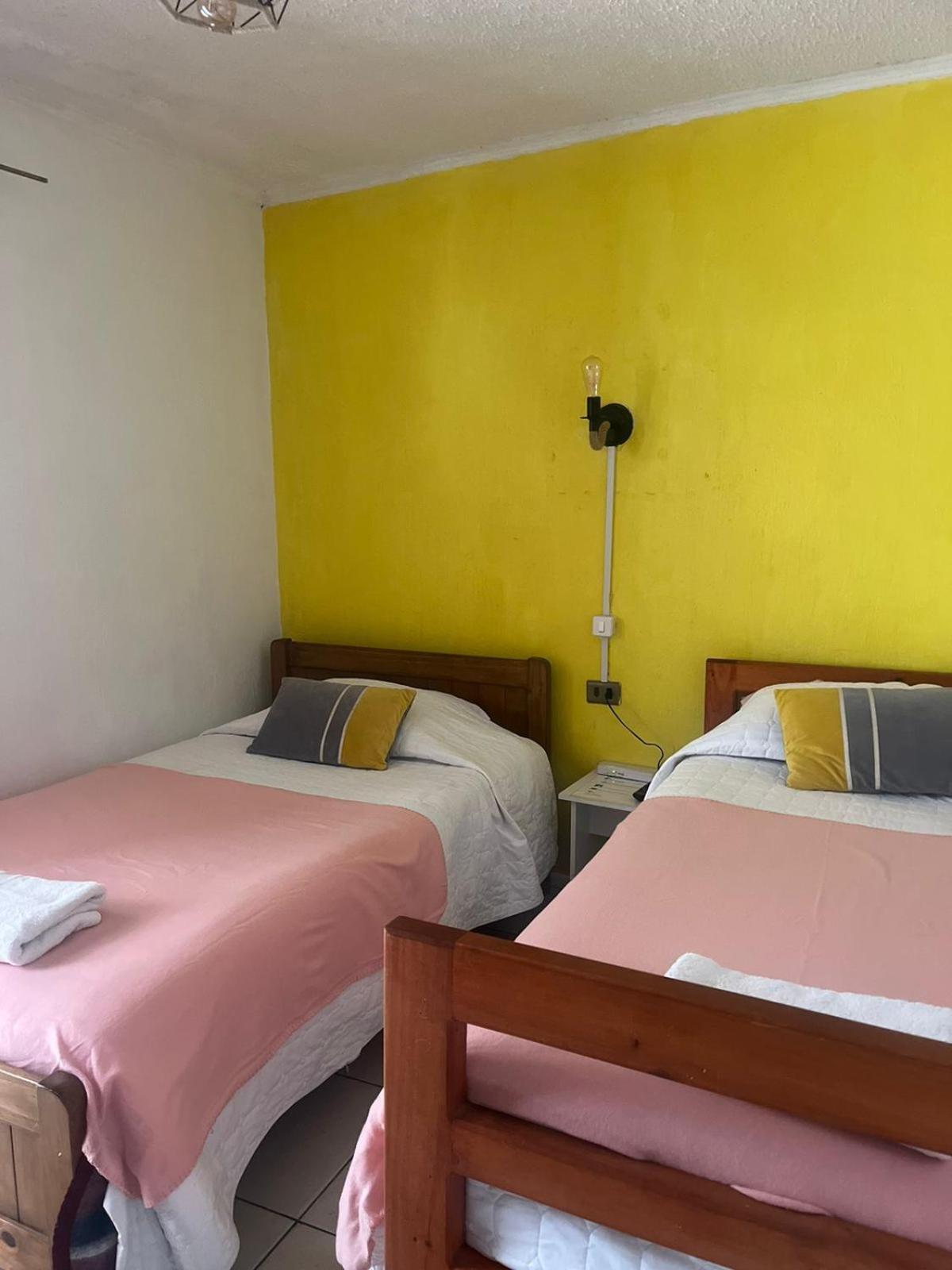 Hostal Avenue Ла-Серена Екстер'єр фото
